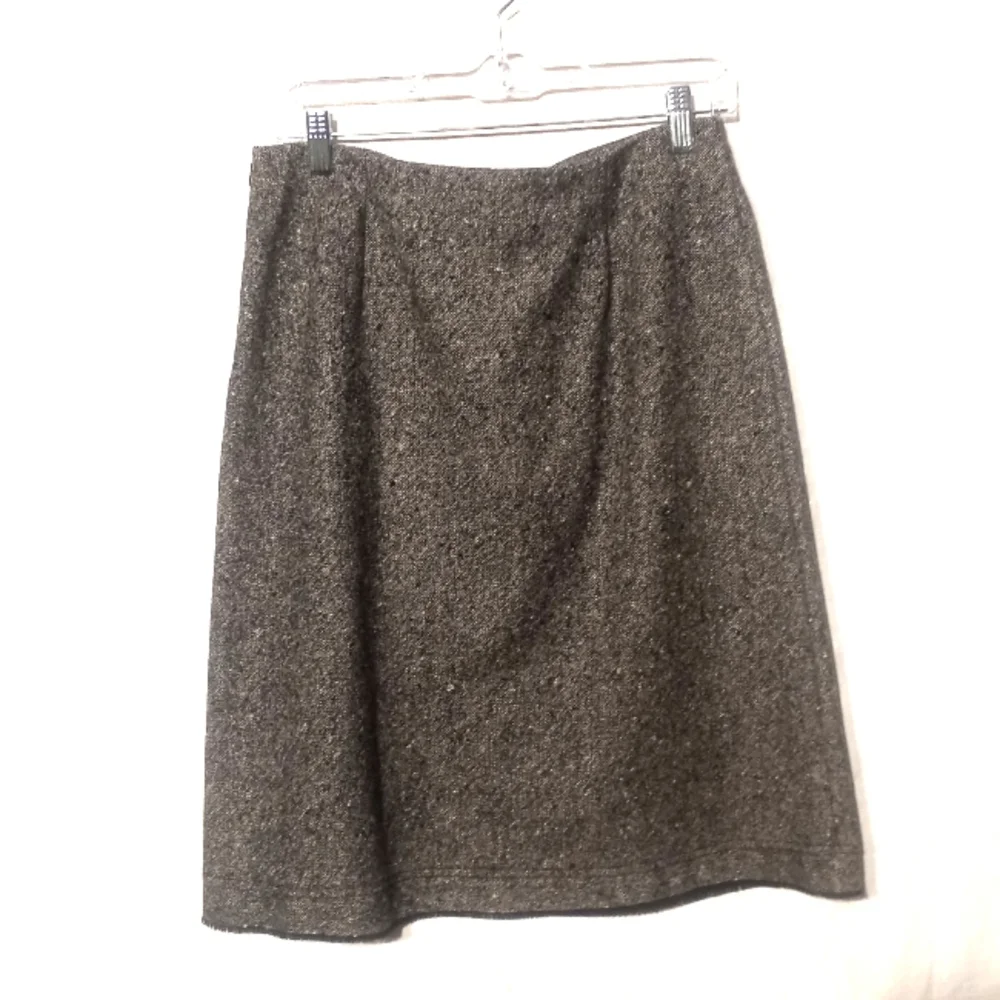 TONO SU TONO Black & Cream Wool/Cashmere Tweed Skirt w/Fringed Hemline, Size 10